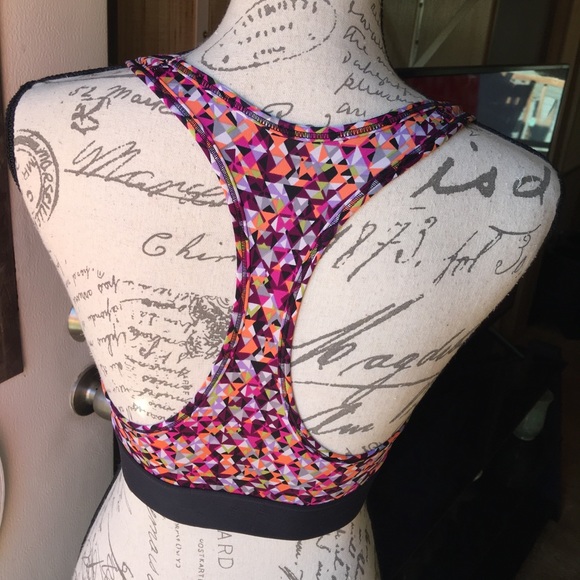 Women’s Victoria secret sport sports bra - Picture 12 of 16